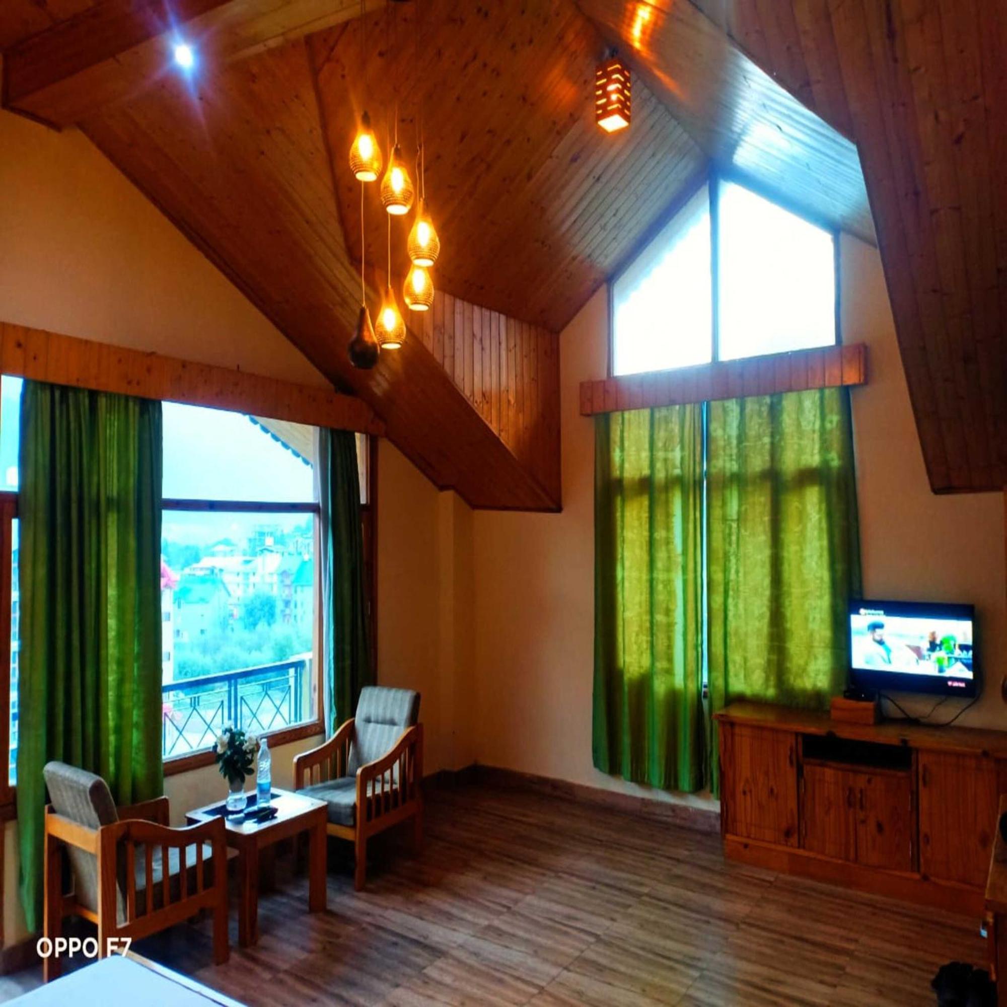 Hotel Jamla Inn Манали Экстерьер фото